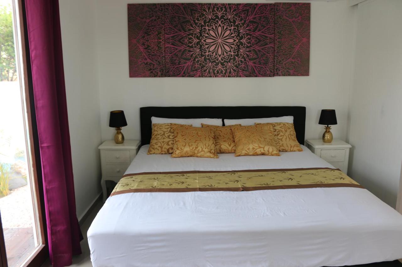 Neue Villa Tropic Paradise Willemstad Exterior photo