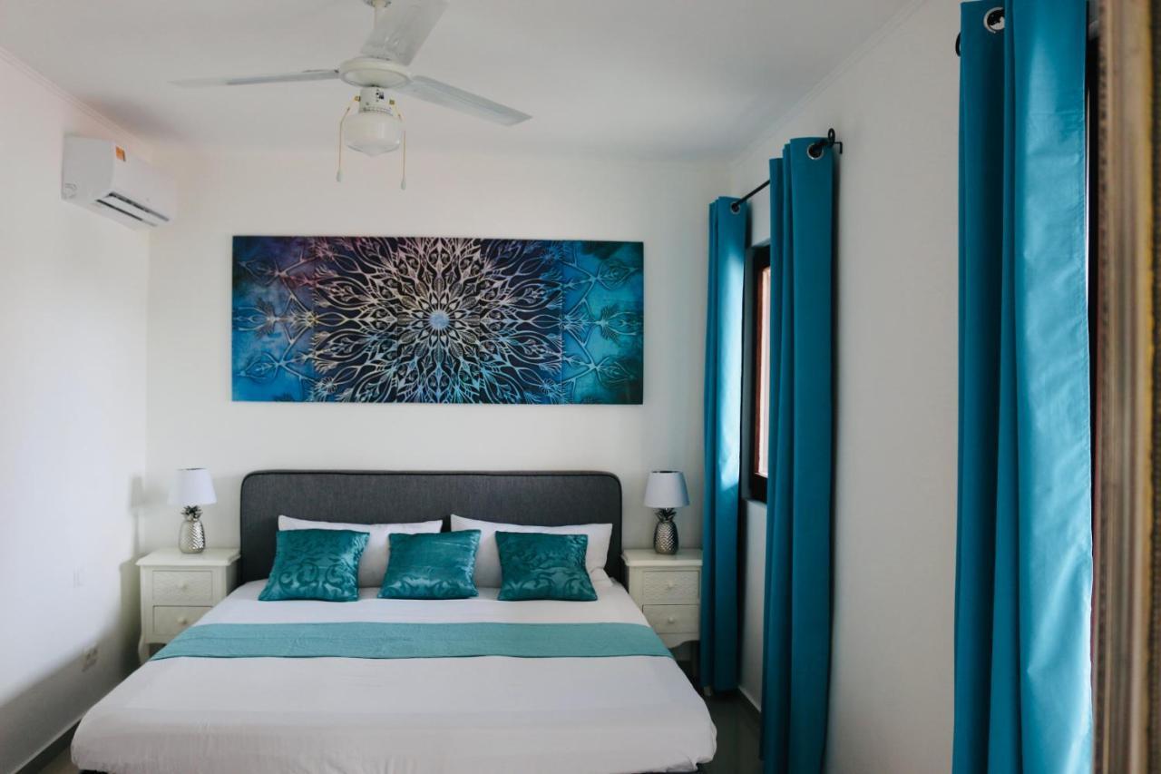 Neue Villa Tropic Paradise Willemstad Exterior photo